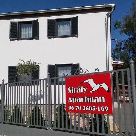 Siraly Apartman Hajdúnánás Zewnętrze zdjęcie