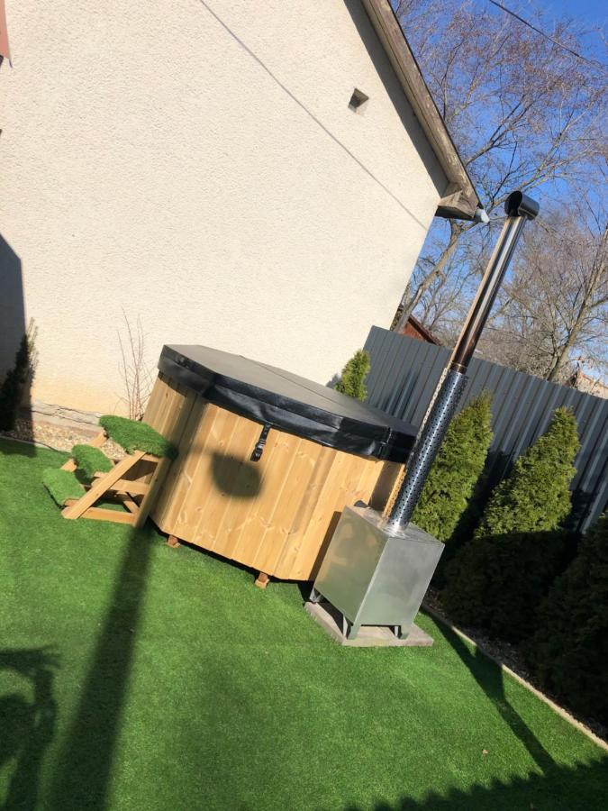 Siraly Apartman Hajdúnánás Zewnętrze zdjęcie