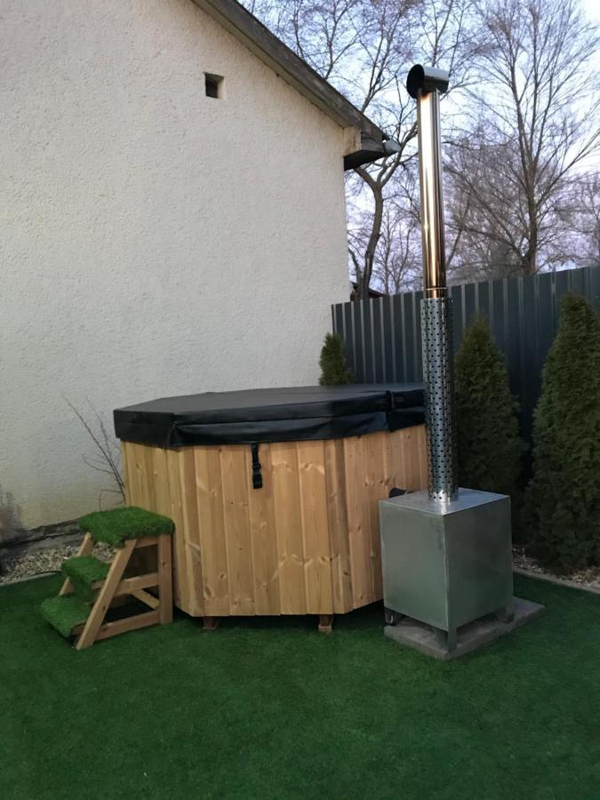 Siraly Apartman Hajdúnánás Zewnętrze zdjęcie