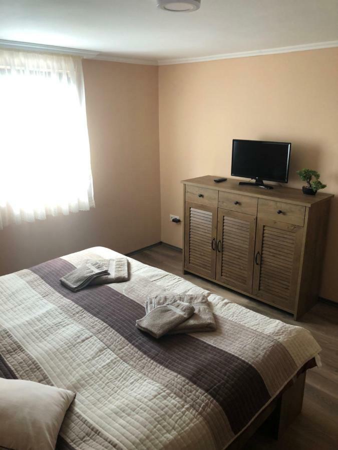 Siraly Apartman Hajdúnánás Zewnętrze zdjęcie